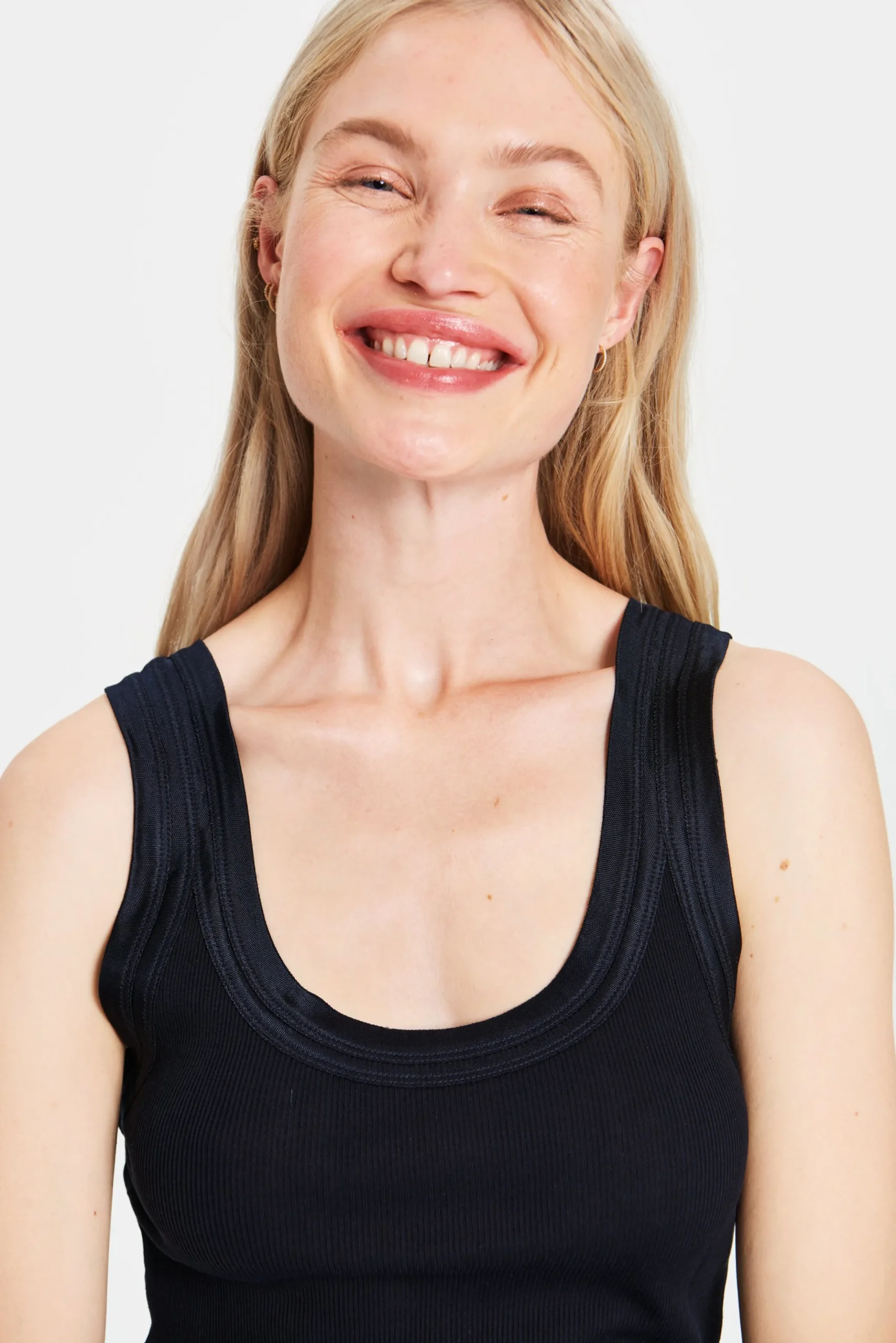 MayaSZ Top