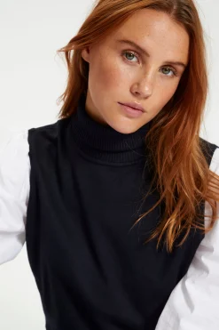MilaSZ Vest