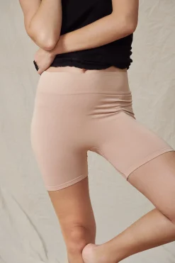 T5920, Shorts